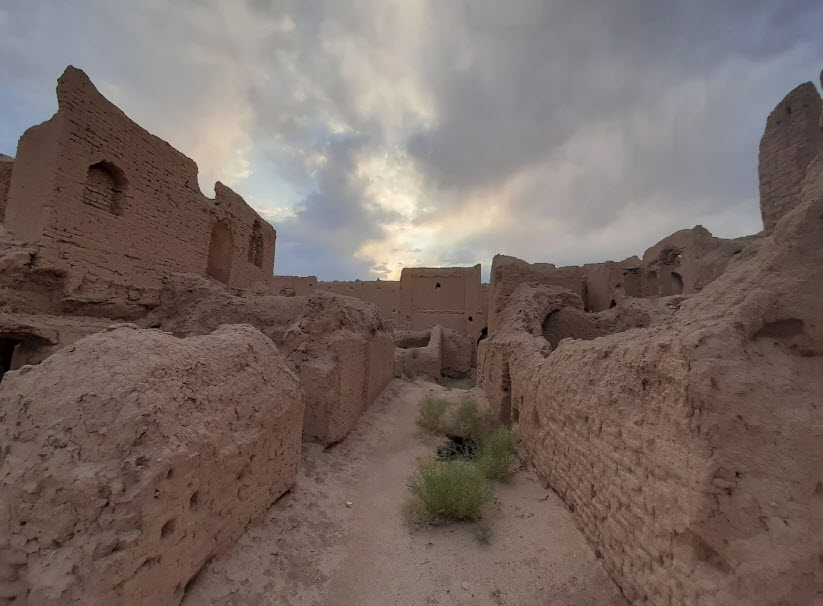 Ernan Castle, Iran